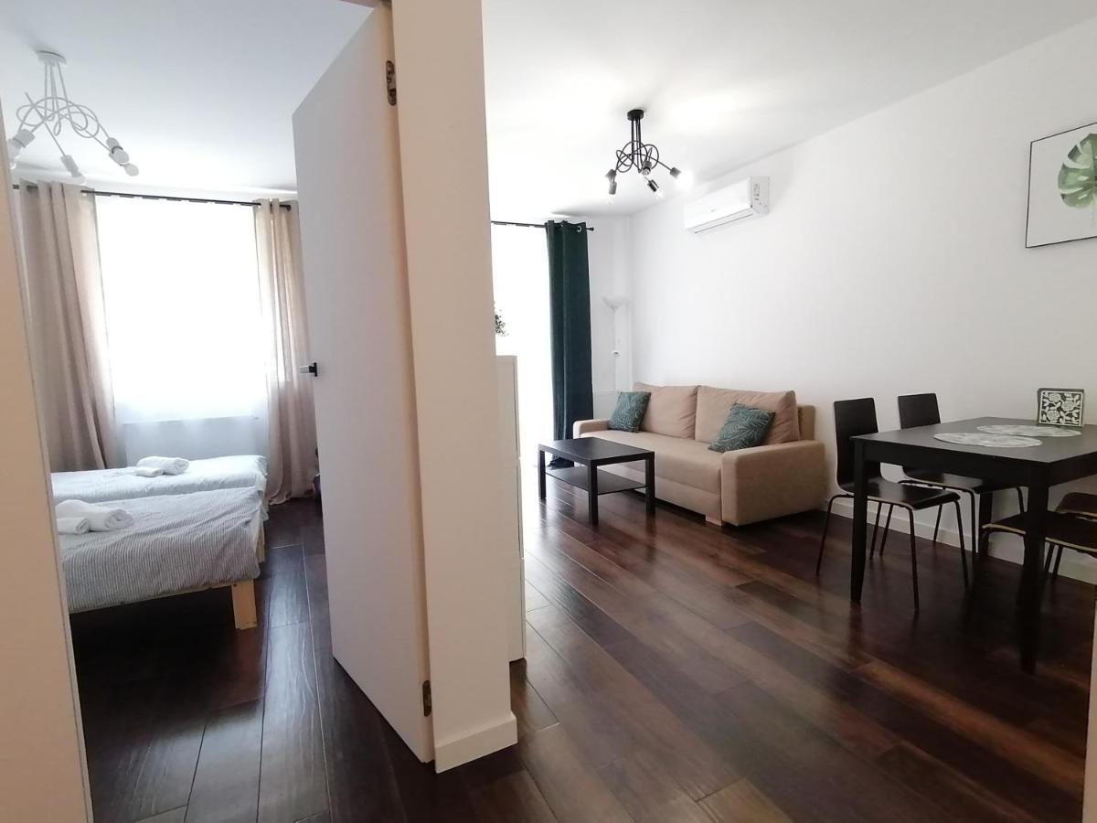 Green Apartments كراكوفيا المظهر الخارجي الصورة